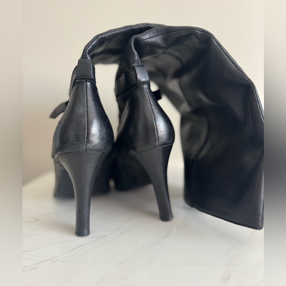 Ralph Lauren Black Leather Knee-High Heeled Boots with Gold Buckle Detail - Picture 4 of 7